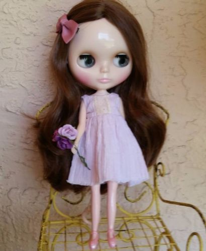 Factory Type Neo Blythe Doll Brown Hair - Includes Outfit