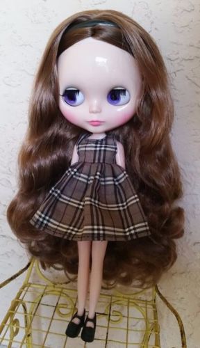 Factory Type Neo Blythe Doll Brown Hair  - Includes Outfit
