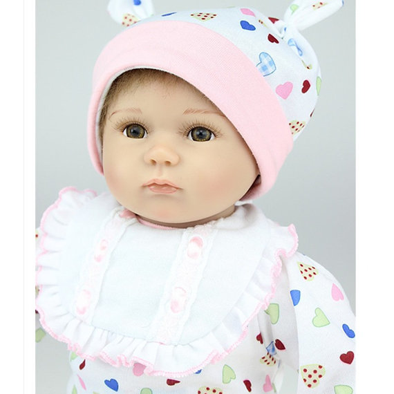 18 ''/ 42cm Silicone Reborn Baby Dolls with Clothes,Lifelike Newborn+ 2 gifts now