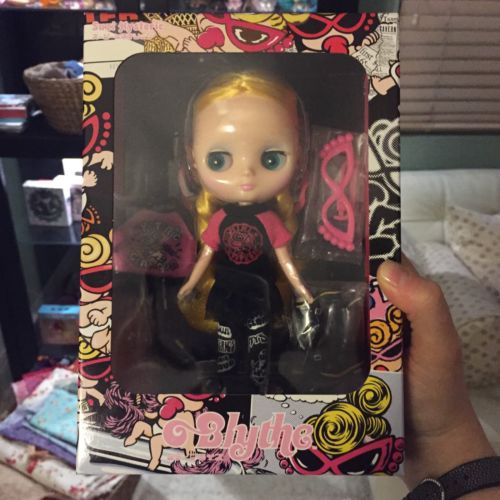 NRFB Middie Blythe Suzi Hysteric, Ltd 1800 Dolls; US seller!