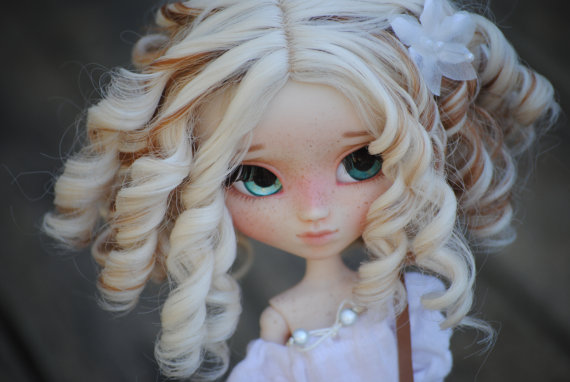 Custom Pullip order service - included doll