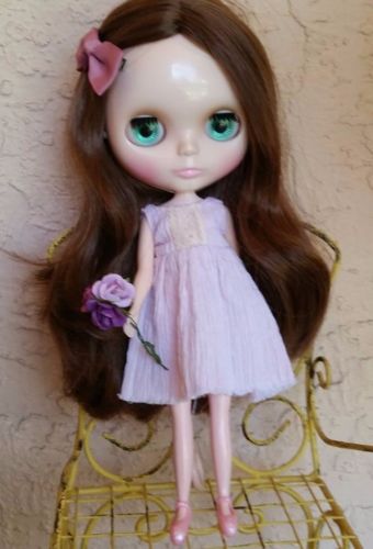 Factory Type Neo Blythe Doll Brown Hair - Includes Outfit