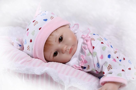 18 ''/ 42cm Silicone Reborn Baby Dolls with Clothes,Lifelike Newborn+ 2 gifts now