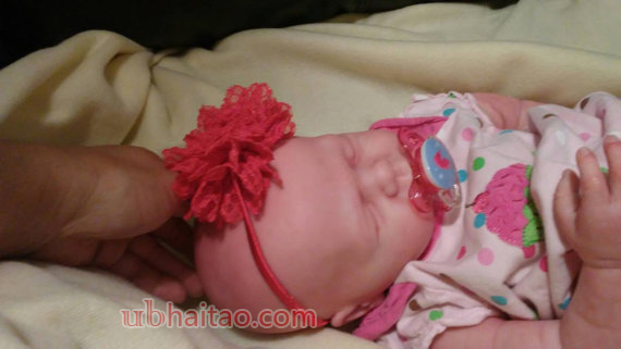 Unique full body silicone-soft VINYL anatomical reborn newborn Haleigh baby doll