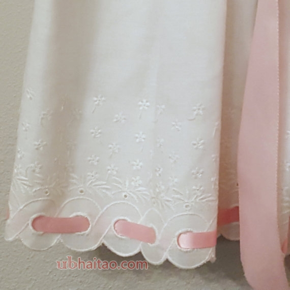 Vintage Big Girls Dress in White with Large Eyelet Collar and Pink Trim- Size 10- New, never worjn