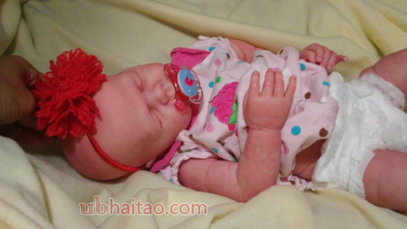 Unique full body silicone-soft VINYL anatomical reborn newborn Haleigh baby doll